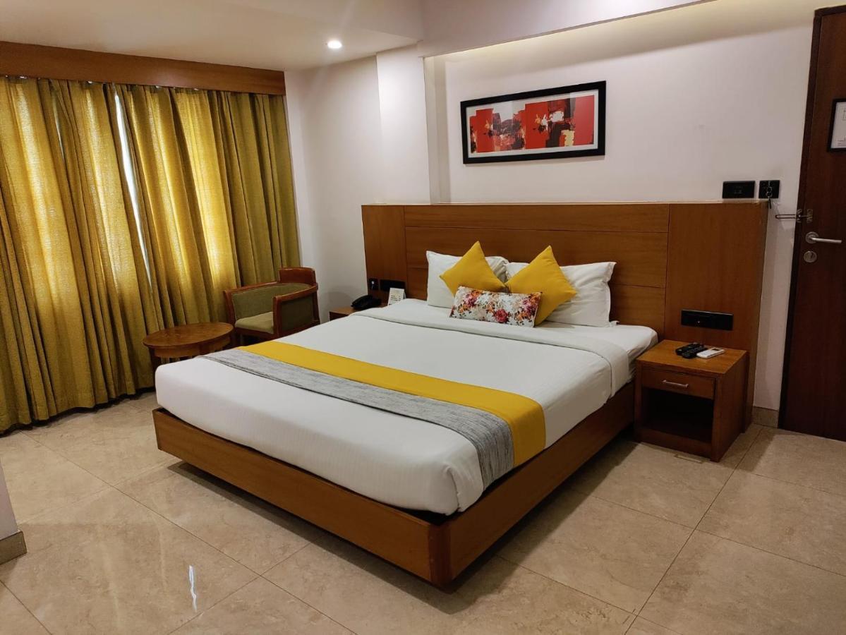 Hotel Park Residency Calicut Kültér fotó