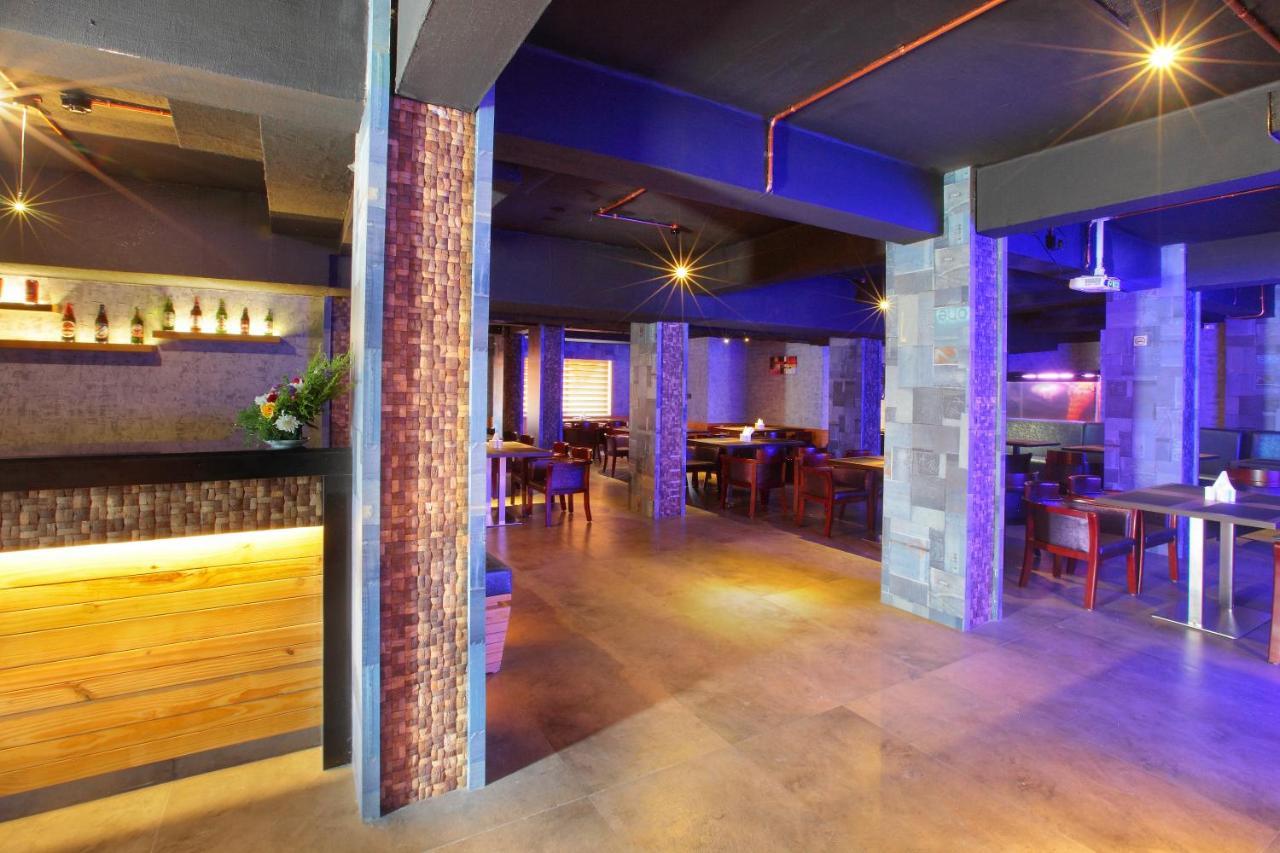 Hotel Park Residency Calicut Kültér fotó